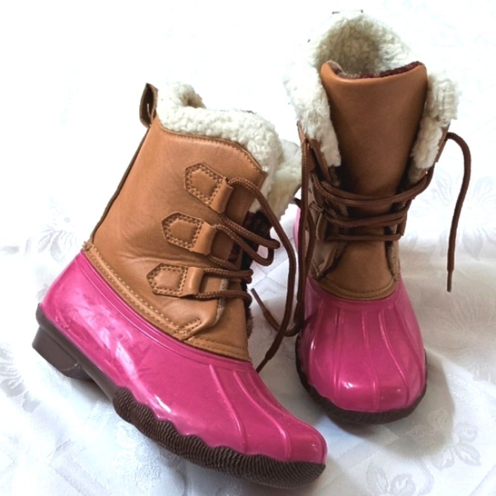 Adrienne Vittadini Gavin-03K Girls Size 2 Lace Up Sherpa Collar Duck Boots Pink
